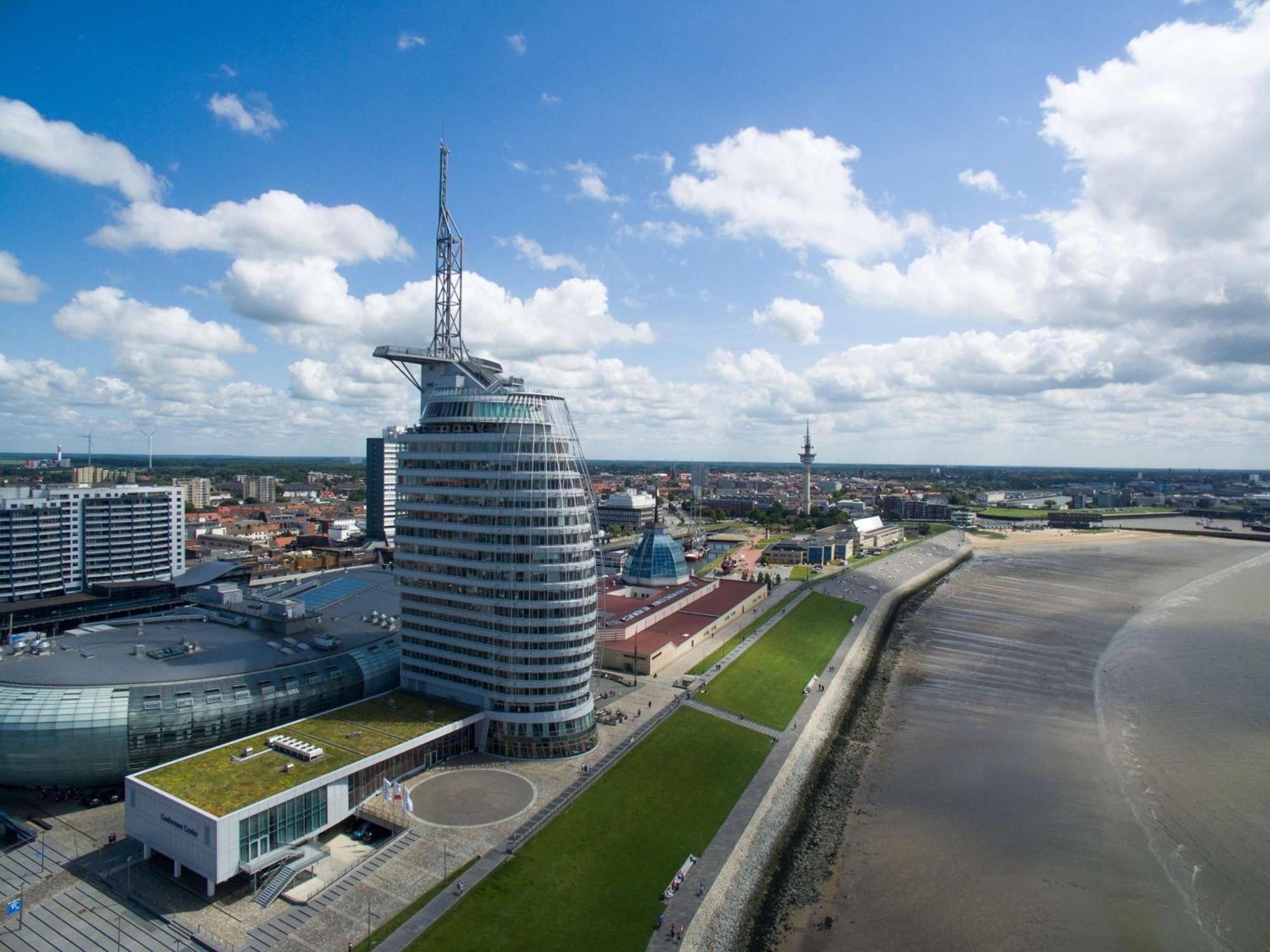 Atlantic Hotel Sail City Бремерхафен Экстерьер фото